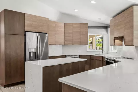 Kitchen - 5775 Sheffield Pl, Melbourne, FL 32940 photo 1 of 4