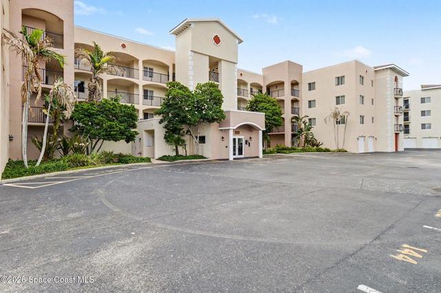 123 Lancha Cir #105, Satellite Beach, FL 32937