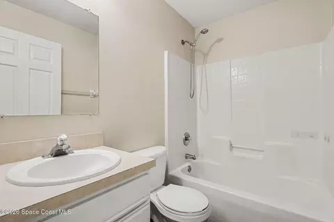 Bath - 5885 Baltimore Ave, Cocoa, FL 32927 photo 2 of 2