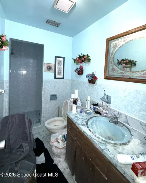 Bath - 4200 Devoe Ave, Cocoa, FL 32927 photo 1 of 3