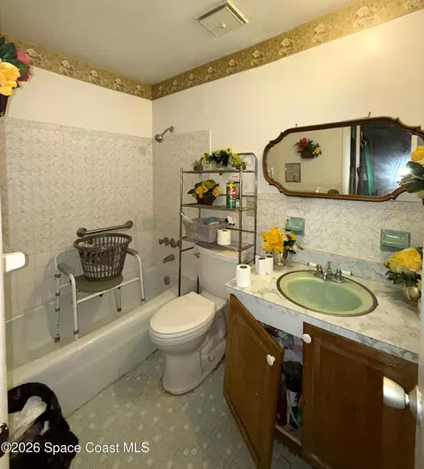 Bath - 4200 Devoe Ave, Cocoa, FL 32927 photo 3 of 3