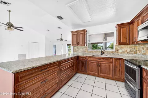 2630 Waring Ln, Malabar, FL 32950 photo 17