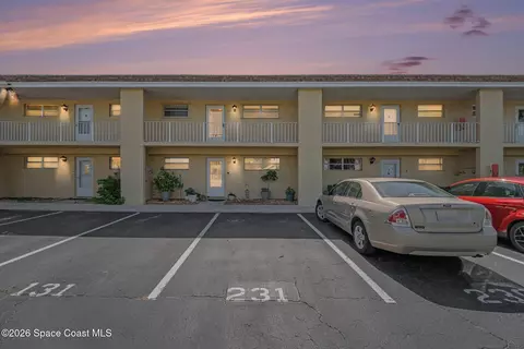 2135 N Courtenay Pkwy #231D, Merritt Island, FL 32953