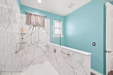 Bath - 1700 Marcello Dr, Melbourne, FL 32934 photo 3 of 5