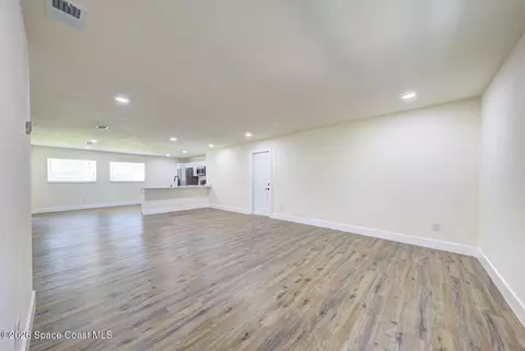 Living - 5433 Bridge Rd, Cocoa, FL 32927 photo 1 of 4