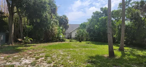 1407 Indian River Ave, Titusville, FL 32780