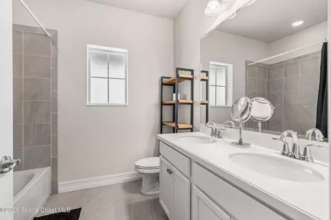 Bath - 2484 Addison Dr, Melbourne, FL 32940 photo 6 of 6