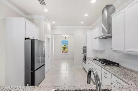 Entry Way - 2484 Addison Dr, Melbourne, FL 32940 photo 5 of 7