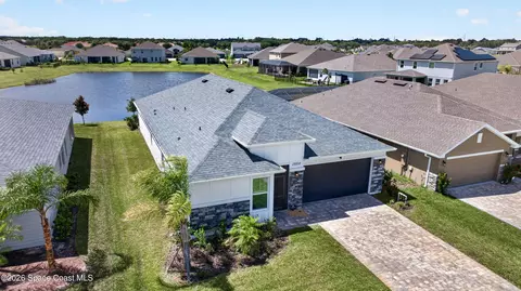 1984 SE Middlebury Dr SE, Palm Bay, FL 32909