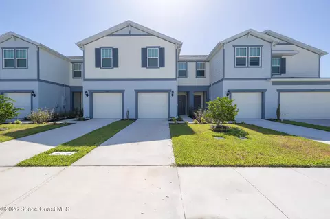 5055 Sunrise Estates Dr, West Melbourne, FL 32904