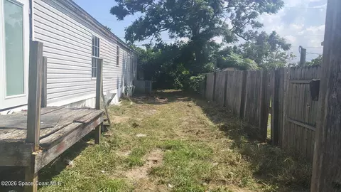 3443 Populatic St, Mims, FL 32754 photo 4
