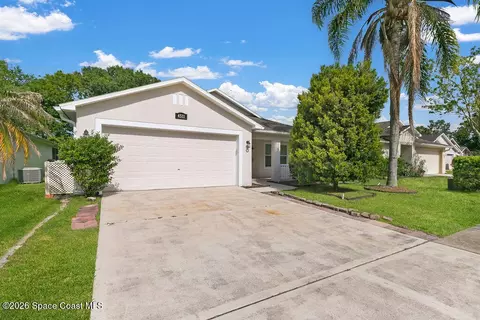4511 Derbyshire Dr, Titusville, FL 32780