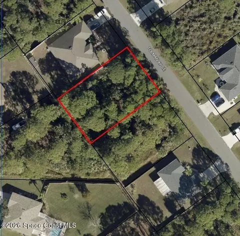 2626 Tolman Ave SE, Palm Bay, FL 32909