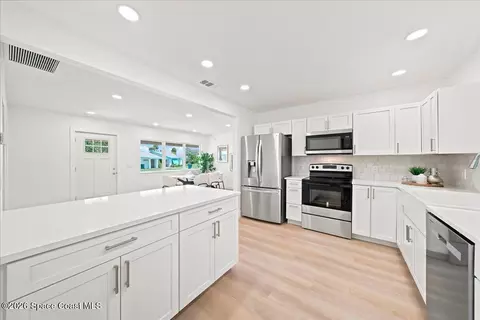 Kitchen - 209 Beverly Rd, Cocoa, FL 32922 photo 2 of 2