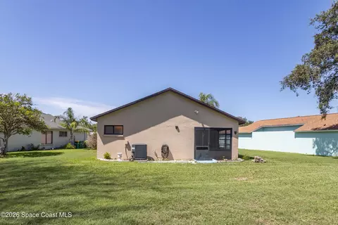 Exterior - 367 Cypress Point Dr, Melbourne, FL 32940 photo 5 of 9