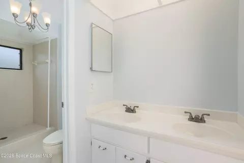 Bath - 367 Cypress Point Dr, Melbourne, FL 32940 photo 1 of 3