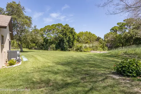 Exterior - 367 Cypress Point Dr, Melbourne, FL 32940 photo 7 of 9