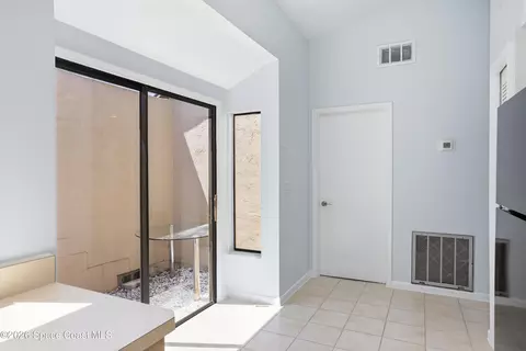 Entry Way - 367 Cypress Point Dr, Melbourne, FL 32940 photo 2 of 2