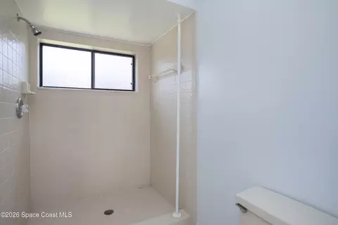 Bath - 367 Cypress Point Dr, Melbourne, FL 32940 photo 2 of 3