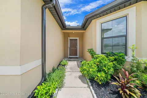 Entry Way - 6811 Snapping Turtle Trl, Cocoa, FL 32927 photo 1 of 4