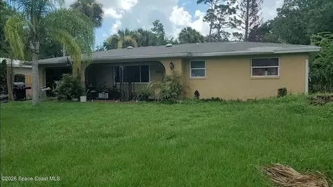 707 Ridge Blvd, South Daytona, FL 32119