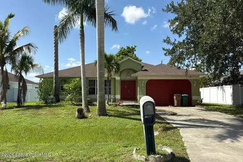 612 SE 31st Ter, Cape Coral, FL 33904
