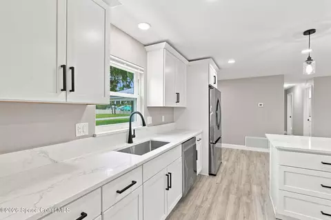 Kitchen - 2712 Padden Ct, Cocoa, FL 32926 photo 6 of 7
