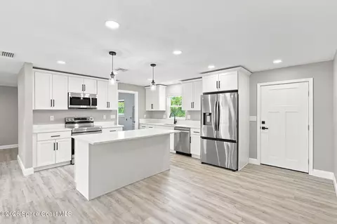 Kitchen - 2712 Padden Ct, Cocoa, FL 32926 photo 2 of 7