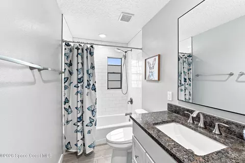 Bath - 206 Augusta Way, Melbourne, FL 32940 photo 4 of 4