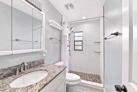 Bath - 206 Augusta Way, Melbourne, FL 32940 photo 2 of 4