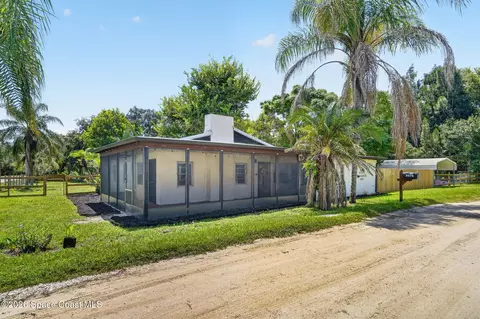 Exterior - 3575 Carter Rd, Mims, FL 32754 photo 2 of 10
