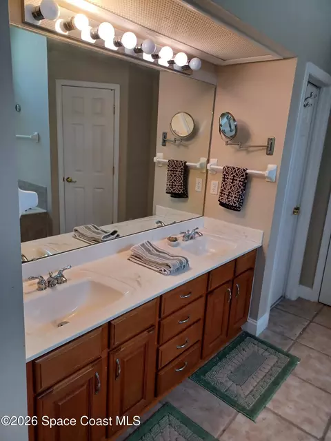 Bath - 1880 S Landguard Rd, Saint Augustine, FL 32092 photo 2 of 5