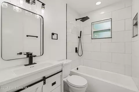 Bath - 2972 Matthew Dr, Rockledge, FL 32955 photo 4 of 4