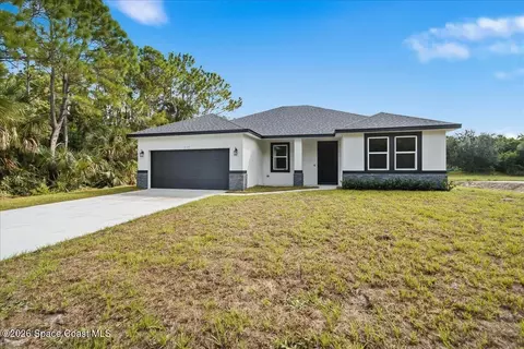 3373 Fitzpatrick Ave SW, Palm Bay, FL 32908