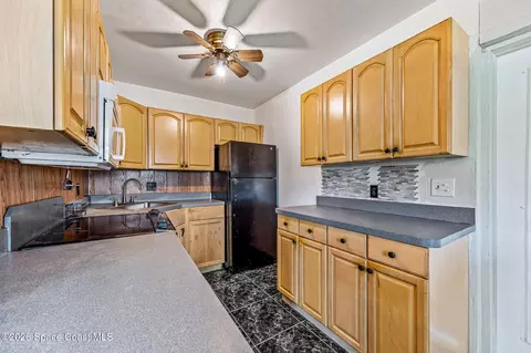 Kitchen - 2244 Post Rd, Melbourne, FL 32935 photo 2 of 2