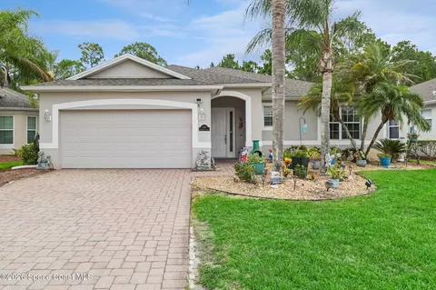 409 Gardendale Cir SE, Palm Bay, FL 32909