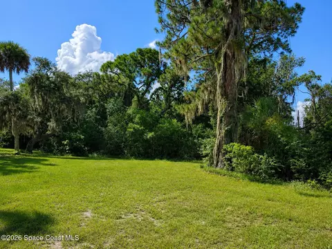 1123 English St, Titusville, FL 32796