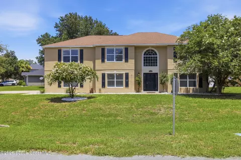 1116 Myrtle Lake View Dr, Fruitland Park, FL 34731