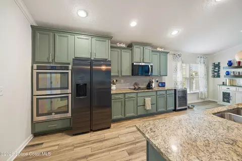 Kitchen - 178 Sierras Loop, Saint Augustine, FL 32086 photo 3 of 5
