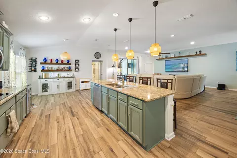 Kitchen - 178 Sierras Loop, Saint Augustine, FL 32086 photo 4 of 5