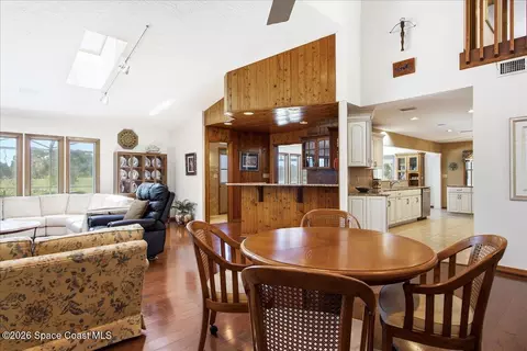 Dining - 730 Kerry Downs Cir, Melbourne, FL 32940 photo 3 of 7