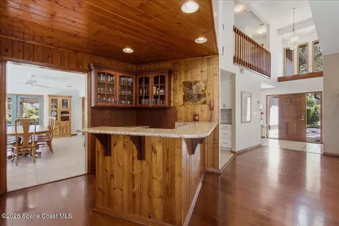 Entry Way - 730 Kerry Downs Cir, Melbourne, FL 32940 photo 3 of 6