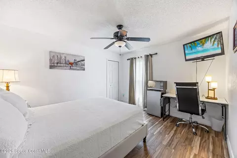 Bedroom - 650 Benton Dr, Melbourne, FL 32901 photo 4 of 6