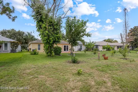 Exterior - 650 Benton Dr, Melbourne, FL 32901 photo 4 of 5