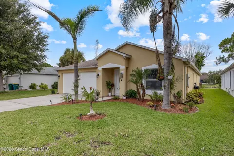Exterior - 650 Benton Dr, Melbourne, FL 32901 photo 5 of 5