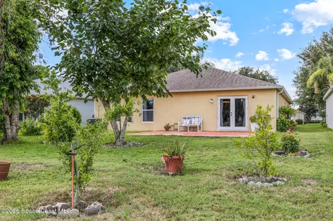 Exterior - 650 Benton Dr, Melbourne, FL 32901 photo 2 of 5