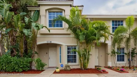 778 Summit Lake Dr, West Palm Beach, FL 33407