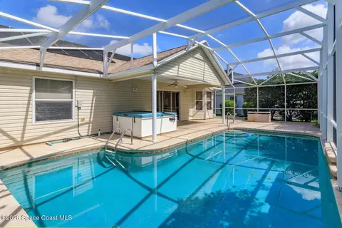 1115 Saldivar Rd, The Villages, FL 32159