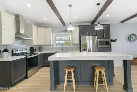 Kitchen - 7604 Boxelder Rd, Micco, FL 32976 photo 3 of 4