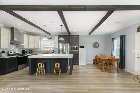 Kitchen - 7604 Boxelder Rd, Micco, FL 32976 photo 2 of 4